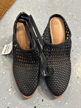 Time and Tru Black Woven Slip-On Flats